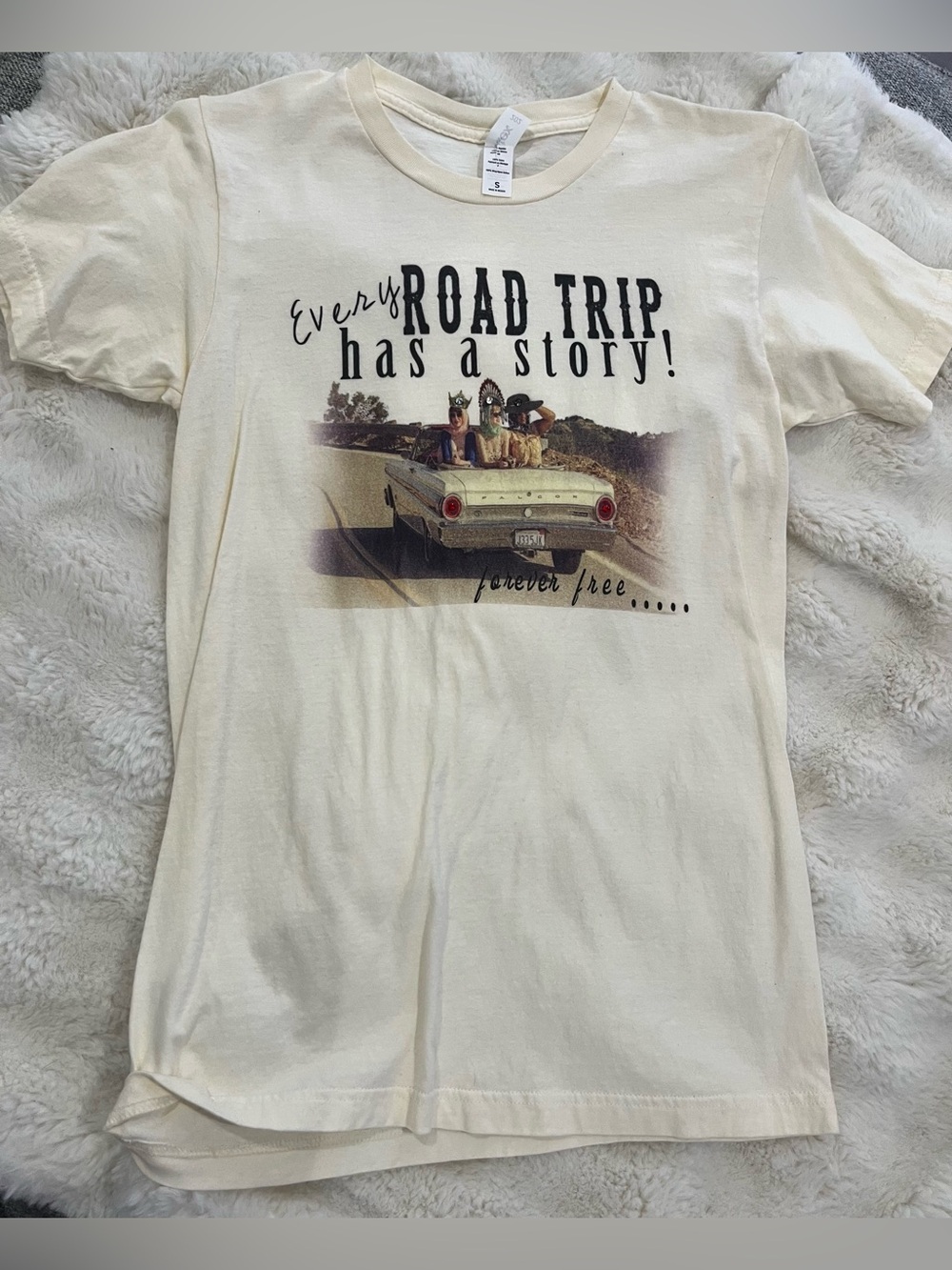 Source Unknown Cream Graphic 'Every Road Trip Has a Story' Tee